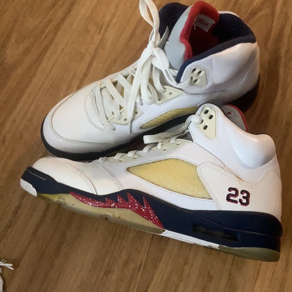 Men’s Jordan’s, retro 2011 - Picture 2 of 6